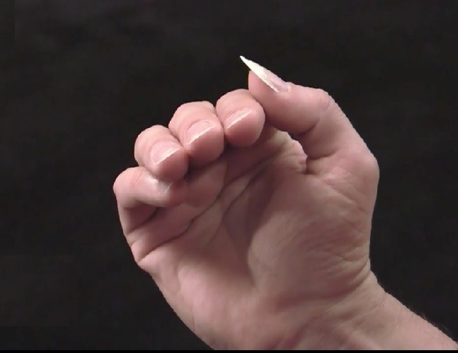 Nails on Classical Guitar - Classical Guitar Corner