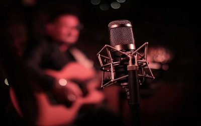 How To Play Guitar And Sing At The Same Time